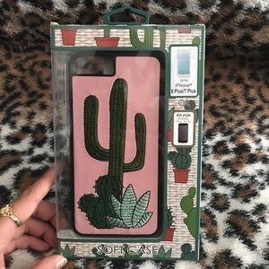 CUTE IPHONE PLUS CASE (iPhone 6/7/8 plus) 🌵